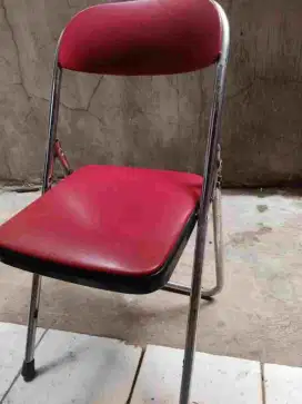 JUAL KURSI BESI KANTORAN MEREK CHITOSE SECOND, WARNA MERAH