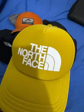 topi the north face