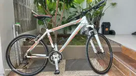 Sepeda mtb wimcycle 26 full alloy