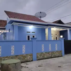 Dijual 2 Unit Toko dan Rumah di Jalan Raya Sukatani  Purwakarta