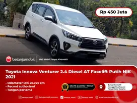 [ LOW KM 26RB ] Toyota Innova Venturer 2.4 Diesel AT Putih 2021/2022