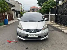 DP TREMURAH | Honda Jazz RS 1.5 AT 2014 Abu - Abu Metalik