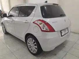 Suzuki swift GX 2014 Putih Manual