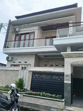 dijual rumah semi villa lokasi sanur sedap malam harga nego