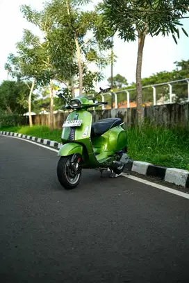 PIAGGIO VESPA MATIC SPRINT 150 IGET ABS 2018 BISA KREDIT