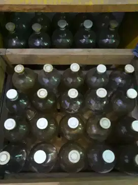 Botol bensin bekas masih mulus