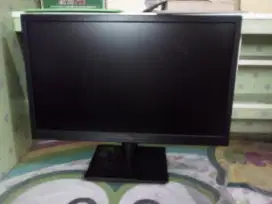 Monitor Dell LED HDMI VGA 19