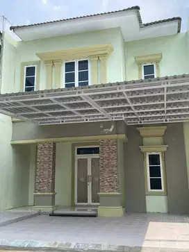 DISEWAKAN RUMAH CANTIK DIKOMPLEK EVERGREEN MEDAN