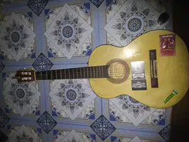 dijual gitar yamaha c-350