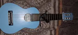 Gitar Lele Senar 6, Warna Biru