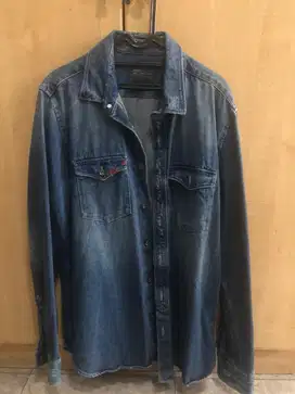 Kemeja denim zara man