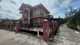 Dijual Rumah Mewah 2 Lantai Dekat Hotel Novotel Jl. Riau Pekanbaru