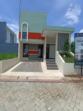 Rumah modern 1 lantai di kota malang dekat kota batu