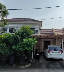 Rumah Cluster Nyaman di Lembah Hijau Lippo Cikarang, Siap Huni  800Jt