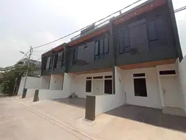 Rumah 2 lantai SHM di ancol selatan dekat JIS