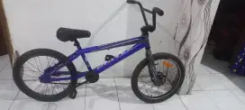 Sepeda bmx united rem torpedo uk 20 siap pakai