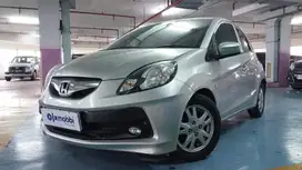 Honda Brio Satya 1.2 E Bensin-MT 2015 Abu-Abu /