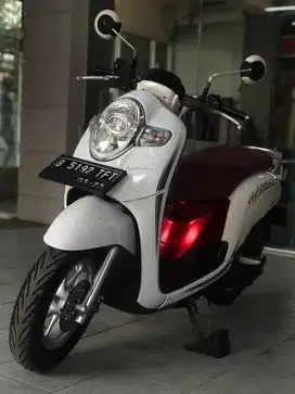 Dijual Scoopy 2020 Stylish White (Rare)