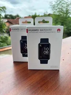 WTS Smartwatch Huawei Fit Special Edition