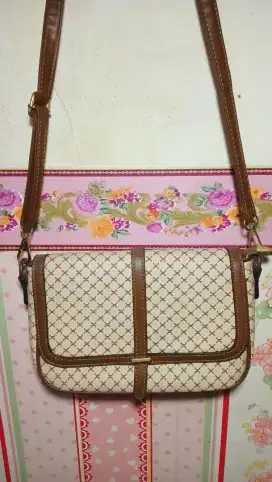 Tas Sling bag coklat