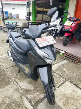 HONDA BEAT SPORTY CBS ISS DELUXE 2024