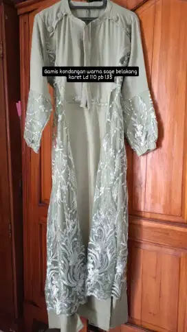 Dress perempuan dewasa