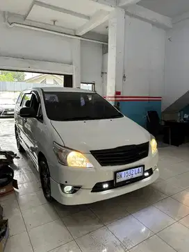 (Dp15jt) Toyota Innova V Luxury Matic Bensin 2013 Murah