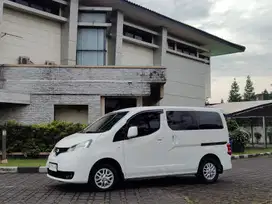 Nissan Evalia SV AT 2013