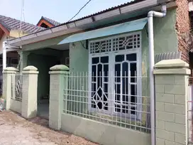 Disewakan 1 Unit Rumah