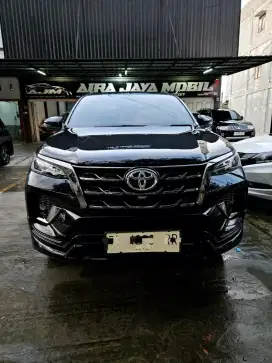 FORTUNER GR SPORT 2,4cc / 4x2 thn 2022