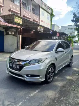 (DP39JT) HR-V PRESTIGE CVT SUNROOF A/T 2015