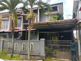 Dijual Rumah T75 di Kompleks Luxor Johor - Medan