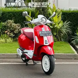 Vespa PRIMAVERA 150 IGET TH 2017 WARNA MERAH