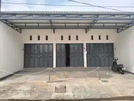 Disewakan tempat usaha 3 unit gandeng