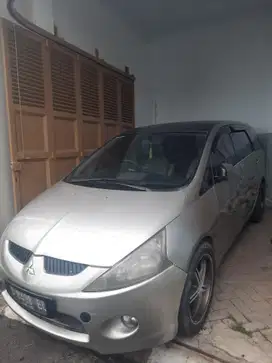 Mitsubishi Grandis 2005 triptonik