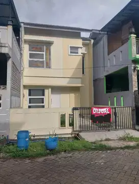 Dijual: Rumah Dua Lantai di Pabuaran Residence, Tangerang