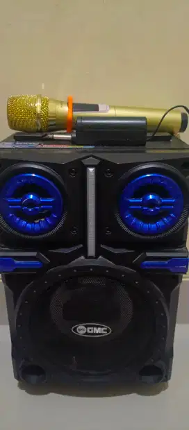 Speaker GMC 897Q warna biru