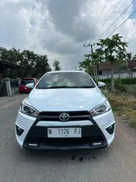 Toyota yaris S TRD SPORTIVO