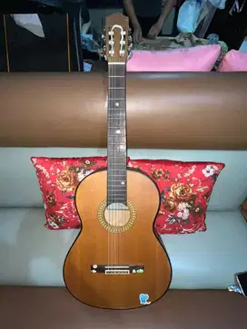 Dijual Gitar Yamaha