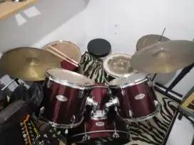 Drum set rolling