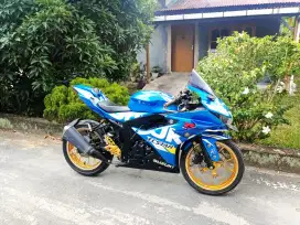 Dijual SUZUKI GSX R 150 TAHUN 2019