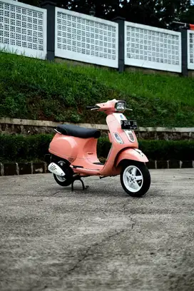 PIAGGIO VESPA METIC S 150 2VIE 2012 ( TERMURAHH )