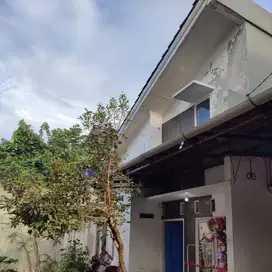 Rumah di Komplek Pajak Cipadu, Kota Tangerang Selatan