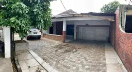 Dijual Rumah Tua Hitung Tanah di Gandaria, Jakarta Selatan