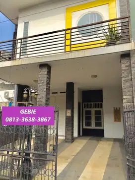 Rumah Minimalis 2 Lantai 3 Kamar tidur di Bumi Bintaro Permai GB-9124