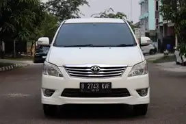 Kijang Innova 2.0 G Luxury AT 2013 Putih Mutiara