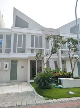 FOR RENT RUMAH GRAND PAKUWON,SBY BARAT-TANDES