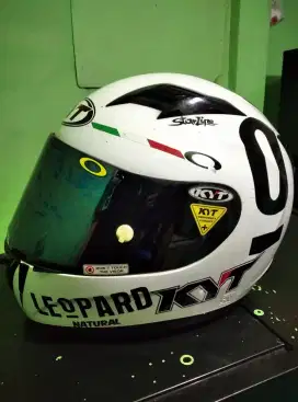 KYT R10 Helm fullface