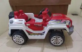 mobil jeep anak