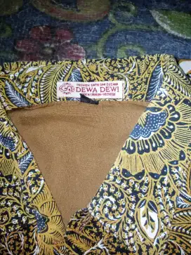 Kemeja batik pria lengan panjang